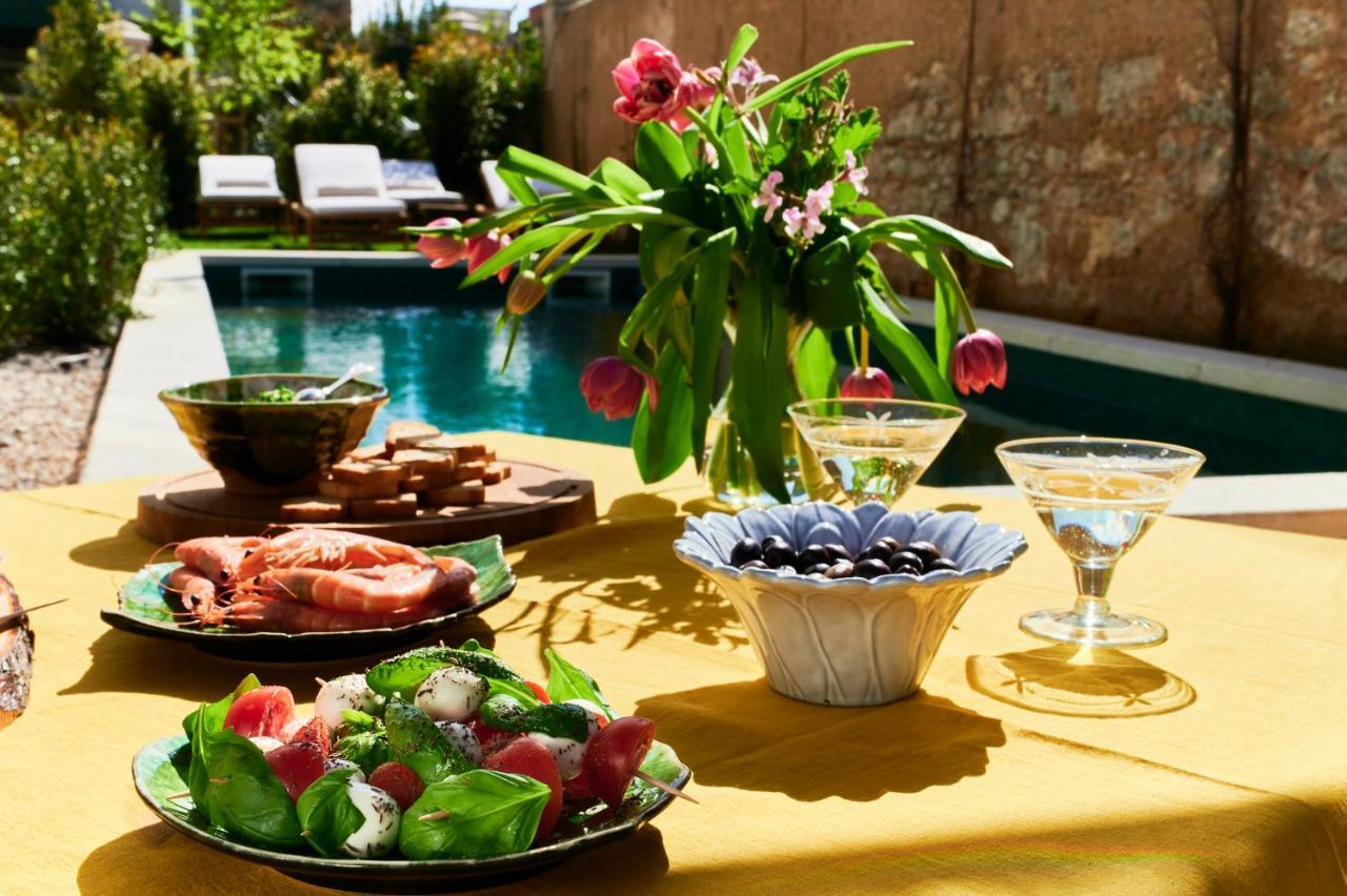 Vila Branca Guesthouse - Palacete 菲盖拉-达福什 外观 照片