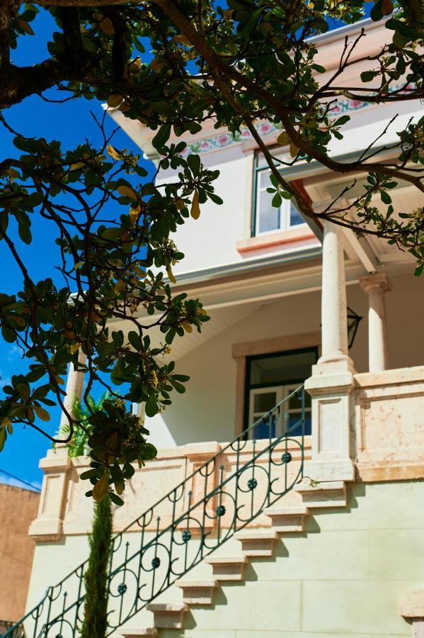 Vila Branca Guesthouse - Palacete 菲盖拉-达福什 外观 照片